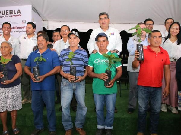 Cierra Sergio Salomón gira por la Sierra Norte en Jalpan