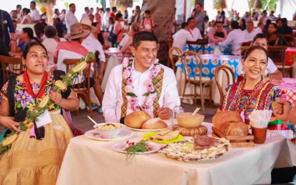 se transmitió desde el Tianguis Gastronómico Desde mis raíces con sus sabores