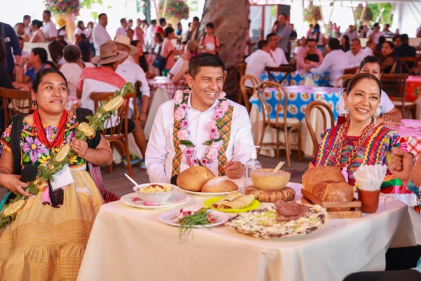 se transmitió desde el Tianguis Gastronómico Desde mis raíces con sus sabores