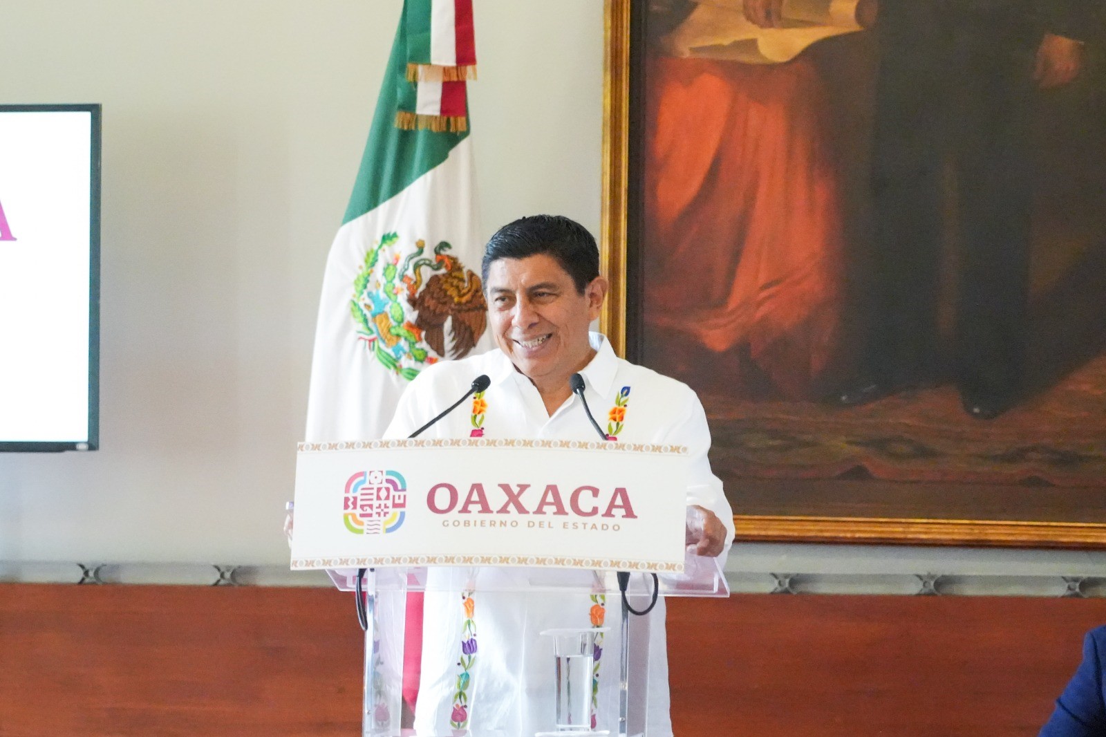 para construcción e infraestructura hospitalaria en el país, entre ellos el de Tuxtepec