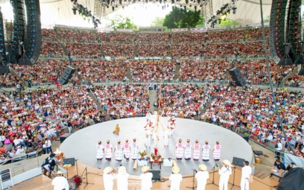 Unas 15 mil personas abarrotaron el coloso en el Daninayaloani, Cerro de la bella vista,