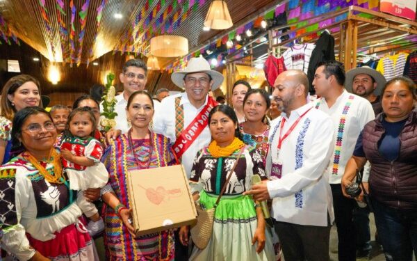 inauguraron este espacio en el marco de las actividades de los Lunes del Cerro