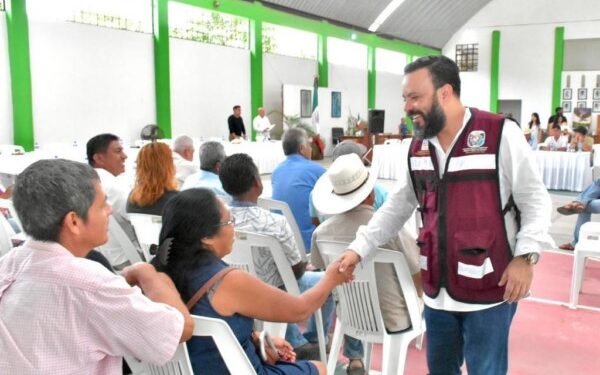 Encamina Secretaría de Gobierno acciones para otorgar certeza jurídica a comuneros de Huatulco