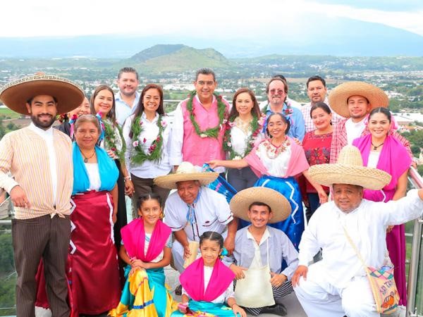 que Puebla se vive en familia y brinda atractivos turísticos únicos