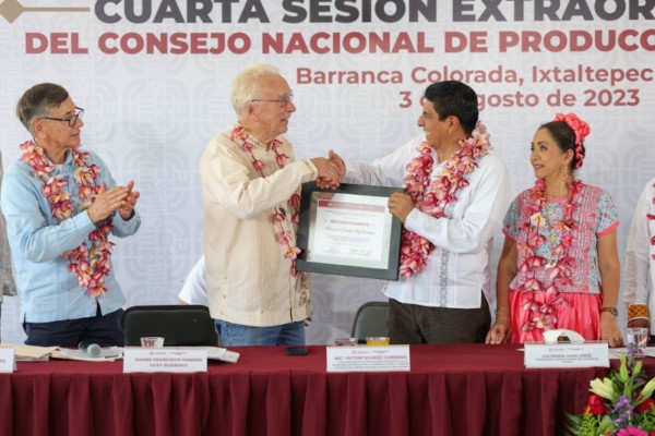 Premio Estatal y Nacional de Promoción de Agricultura Orgánica y