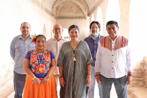 restauración del antiguo convento dominico del siglo XVI Rey Cosijopi