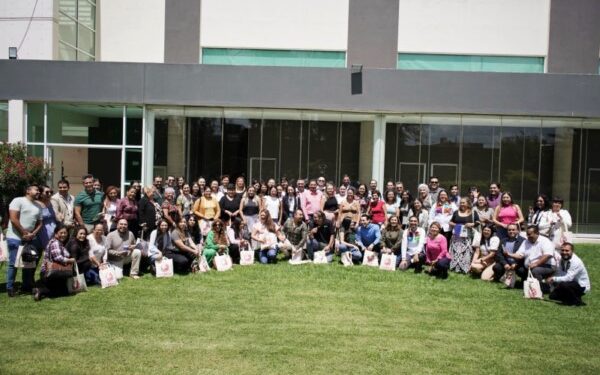 que están a una hora y 15 minutos de distancia gracias a la nueva ruta aérea.