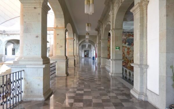 transformar ideas y proyectos hacia la generación de empleos.