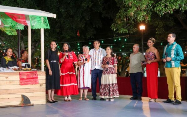 actividades que hemos organizado para todas y todos los oaxaqueños en el corazón de Oaxaca, el corazón del pueblo”,