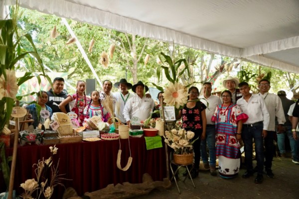 Gobierno de Oaxaca trabaja por la soberanía alimentaria y la autosuficiencia en maíz