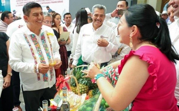 Otorga Gobierno de Oaxaca 591 mdp para financiamientos e incentivos a productores del campo