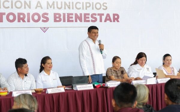 por los indígenas zapotecas como nosotros y sabemos que no nos va a fallar”.