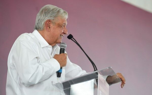 comprometió a regresar en tres meses al municipio a supervisar el inicio de las obras.