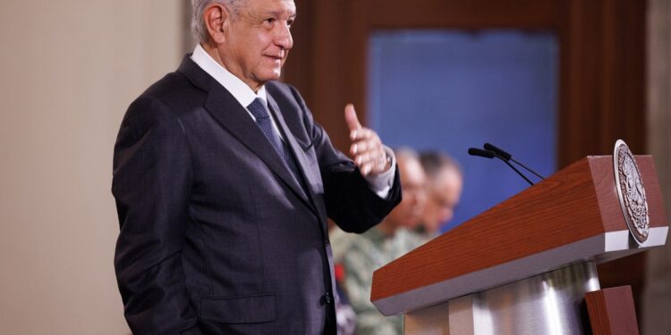 Abren puente aéreo a Acapulco para transportar enseres y despensas; Fuerzas Armadas serán responsables de distribución