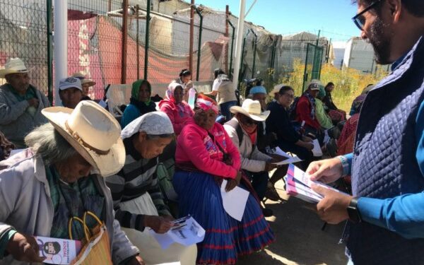 Capacita SFP a comunidades rarámuri de Guachochi sobre estrategias de participación ciudadana