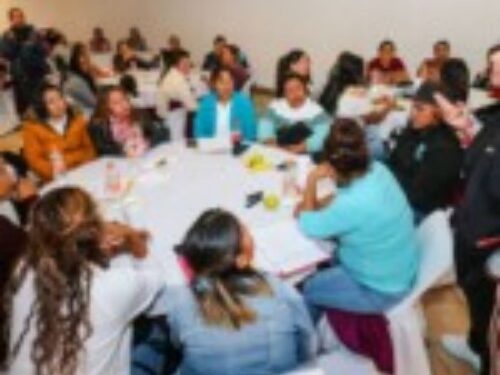 Equipa SEDIF con material didáctico a Centros de Atención Infantil Comunitarios