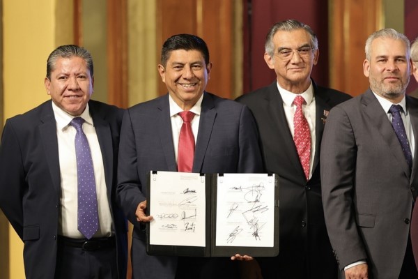 acuerdo junto a 22 gobernadoras y gobernadores por una salud pública, universal y gratuita