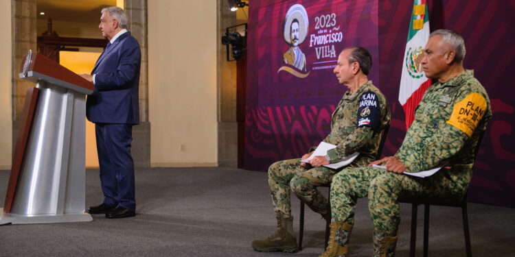 Fuerzas Armadas y Guardia Nacional canalizan ayuda a Guerrero; tienen la mayor organización logística y de protección a población civil: presidente