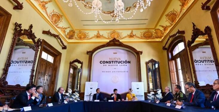 qué mejor que tenerlo ahora que habrá un cambio de Gobierno”