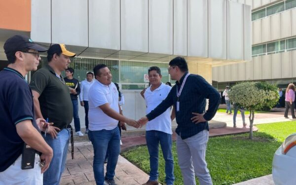 realizó un recorrido por las instalaciones del complejo denominado Ciudad Administrativa.