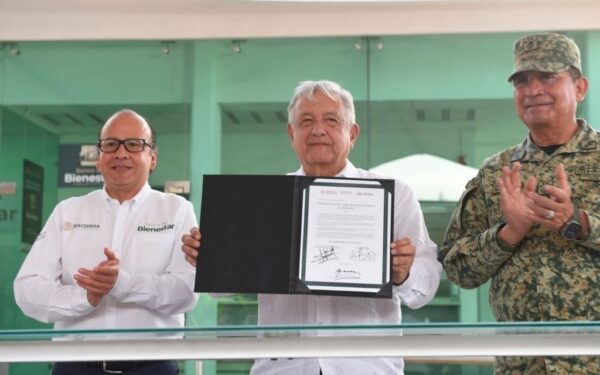 ingenieros militares de la Secretaría de la Defensa Nacional, encargados de la edificación de las 2 mil 749 sucursales,