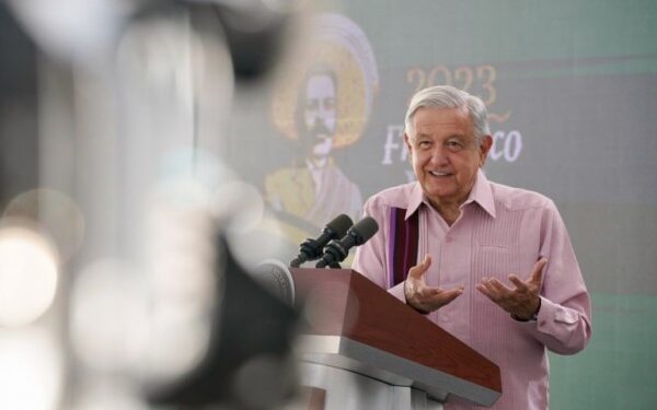 Tren Interoceánico del Istmo de Tehuantepec abonará al crecimiento histórico en Oaxaca: presidente; anuncia inversión extranjera por diez mil millones de dólares