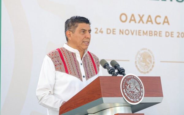 resolver la disputa por la posesión de la tierra solo con la fuerza del derecho y la razón