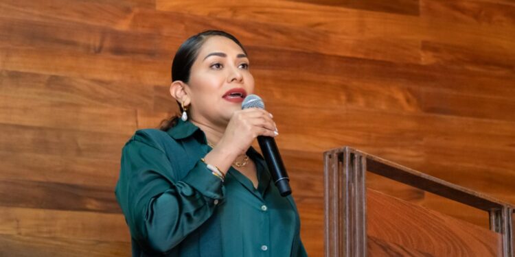 es para que las autoridades municipales conozcan sus responsabilidades respecto a los archivos históricos