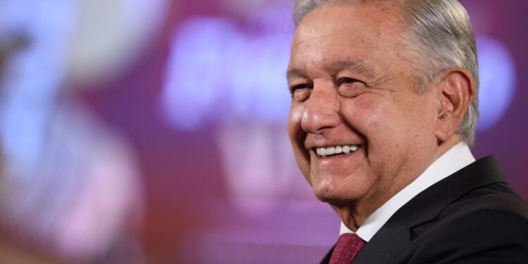 Gobiernos de México y China unen esfuerzos para frenar fabricación de fentanilo