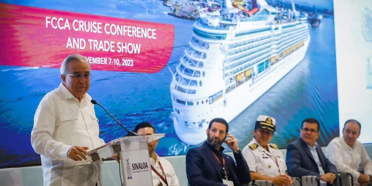 Pueden venir con mucha confianza a Sinaloa, dijo Rocha a cruceristas de la FCCA