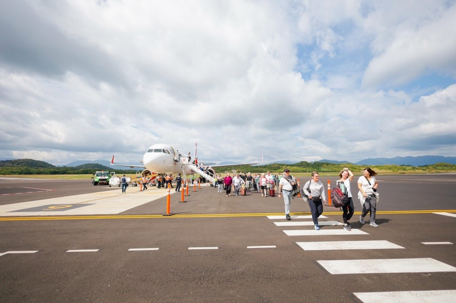 como resultado un total de 7 mil 600 pasajeros durante la temporada invernal que finaliza en el mes de abril de 2024.
