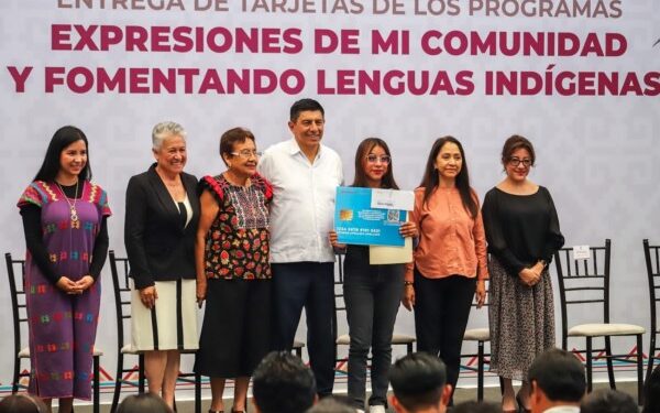 tarjetas de los programas Expresiones de mi Comunidad y Fomentando Lenguas Indígenas