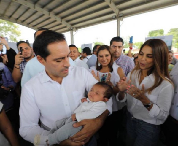 Tarjeta Universal de Salud, Seguro para Madres Solteras y de Apoyo para Madres Solteras.