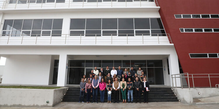 Gobierno de Veracruz ahorrará 12 mdp con nuevas instalaciones: Cuitláhuac García