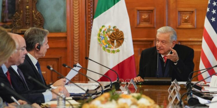 México y Estados Unidos logran acuerdos en economía, seguridad y migración