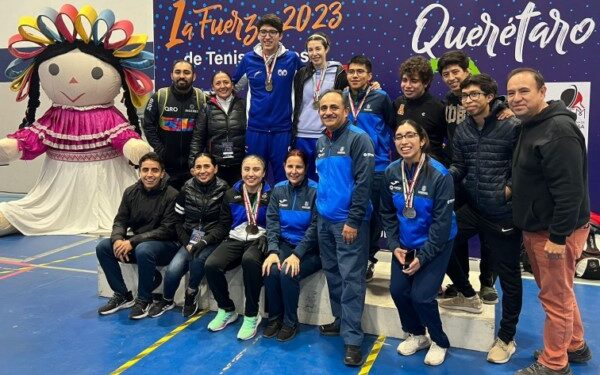Conquista 12 medallas equipo queretano de tenis de mesa
