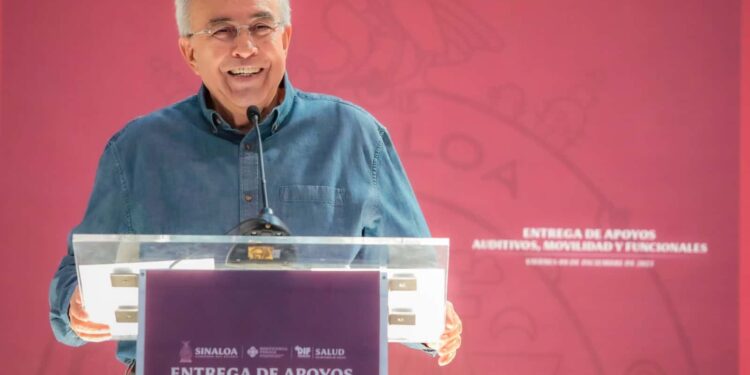 Cumplí mi palabra de respaldar a los universitarios: Rocha Moya