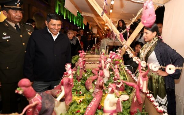 En un ambiente de paz social y seguridad se vivió la Noche de Rábanos en su edición 126 en Oaxaca