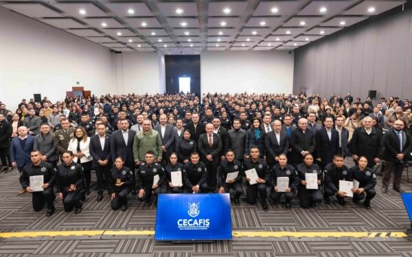 Encabeza Gobernador ceremonia de graduación de Policía de Proximidad Queretana 2023