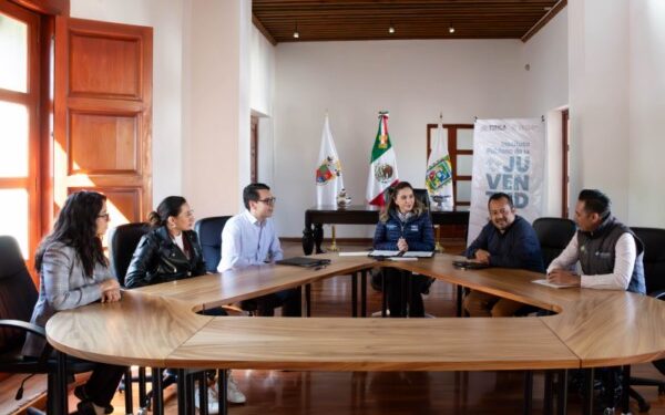 Firma gobierno de Puebla convenio en favor de las juventudes cholultecas
