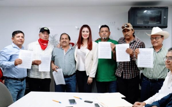 Gobierno de Sinaloa otorga 15 millones de pesos para rescate financiero a 162 Unidades de Producción Pesquera de Camarón