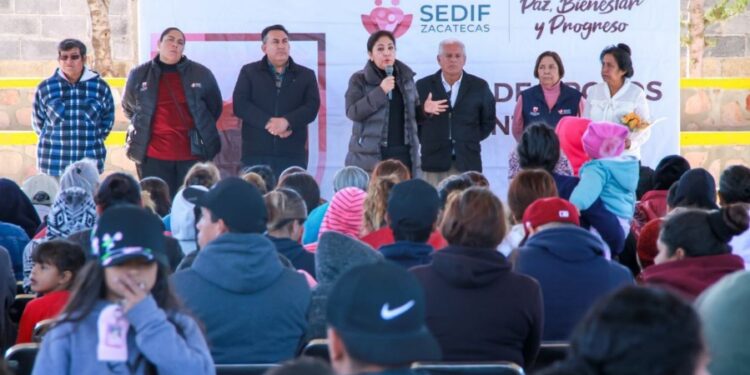 MEJORA GOBIERNO DE ZACATECAS CONDICIONES DE FAMILIAS FRESNILLENSES