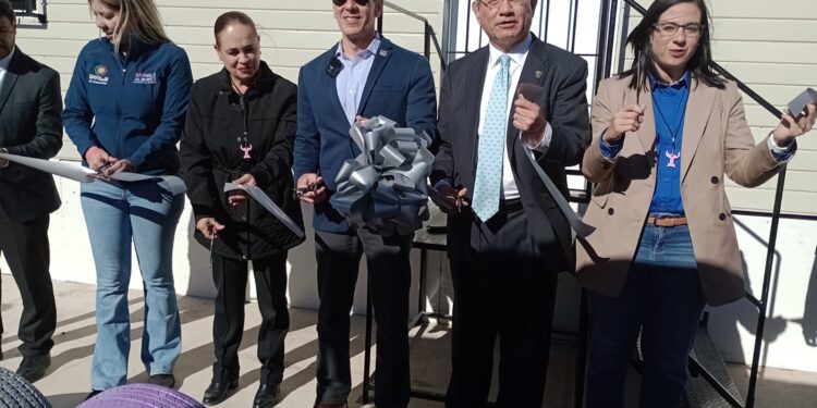 Unen esfuerzos Gobierno del Estado y Fechac en programa de aulas móviles para escuelas de Juárez