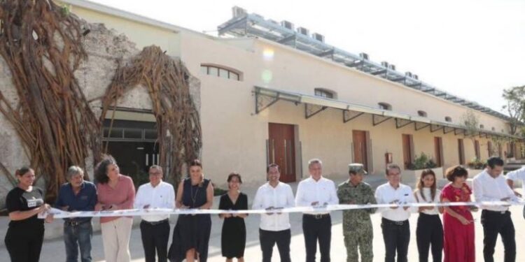 Entrega el Gobernador Mauricio Vila Dosal los trabajos de construcción y modernización de la Universidad de las Artes de Yucatán (UNAY)