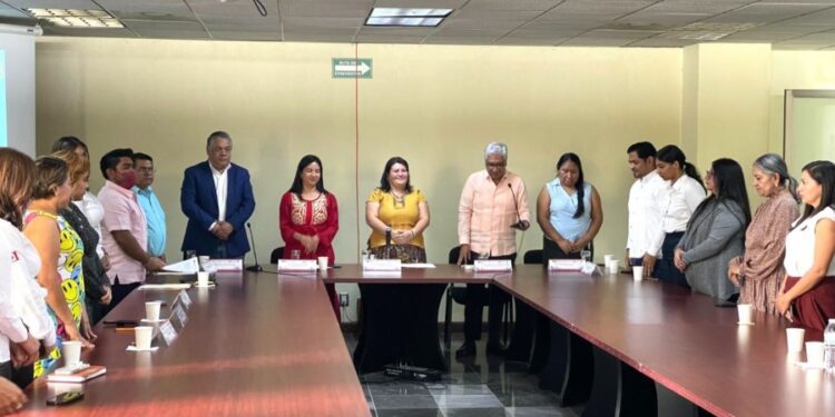Formalizan alianza Congreso de Oaxaca, gobierno estatal y CMIC en favor de las mujeres