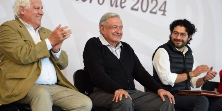 Ideales y principios seguirán guiando Gobierno de la Cuarta Transformación, asegura presidente; evalúa Programas para el Bienestar en Tepeaca, Puebla