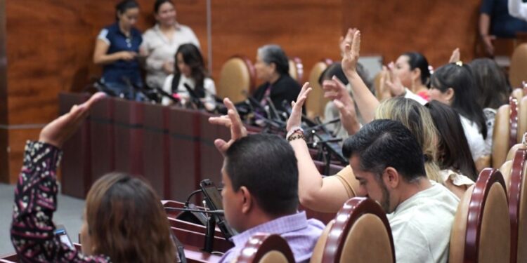 Pide Congreso a instituciones educativas de nivel medio superior y superior abstenerse de cobrar inscripción y reinscripción