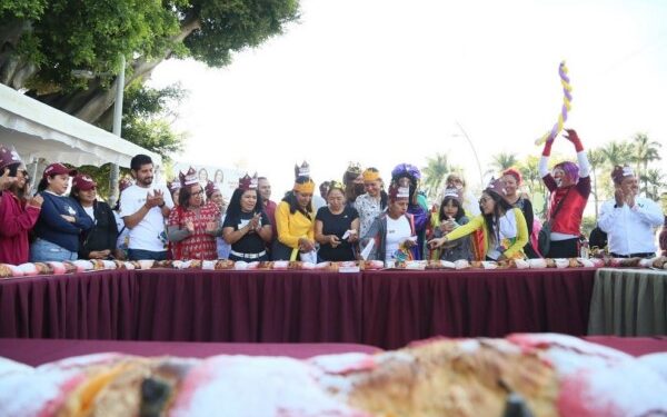 obtuvieron una corona como símbolo de que son importantes y una pieza fundamental en sus hogares.