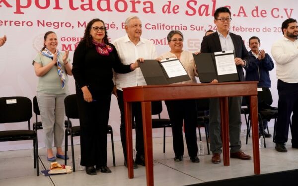 llamó a la población a administrar esta compañía nacional bajo el principio de cero corrupción.