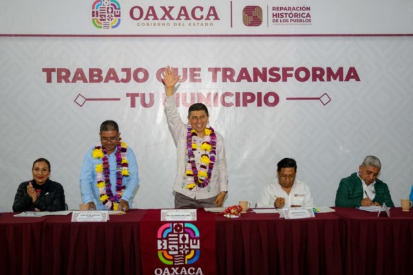 apoyos en salud, caminos, vivienda y educación para transformar la vida de los habitantes 